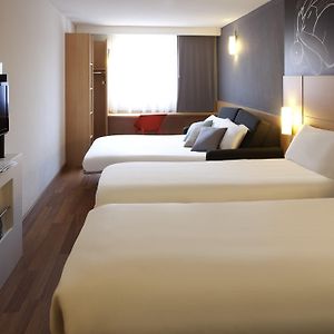 Family Twin Room